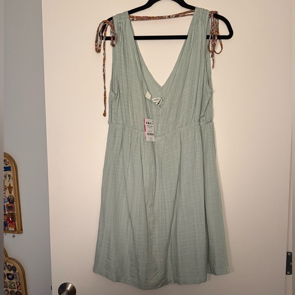 NWT Roxy Light Green Dress - Picture 5 of 6